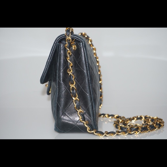 Chanel Vintage Quilted Square Flap Cross Body Bag - Picture 6 of 8